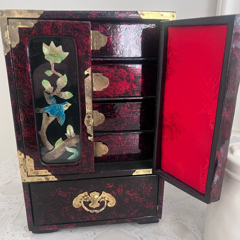 Vintage Chinese Lacquered Wooden Jewelry Music Box With Birds 12” high
